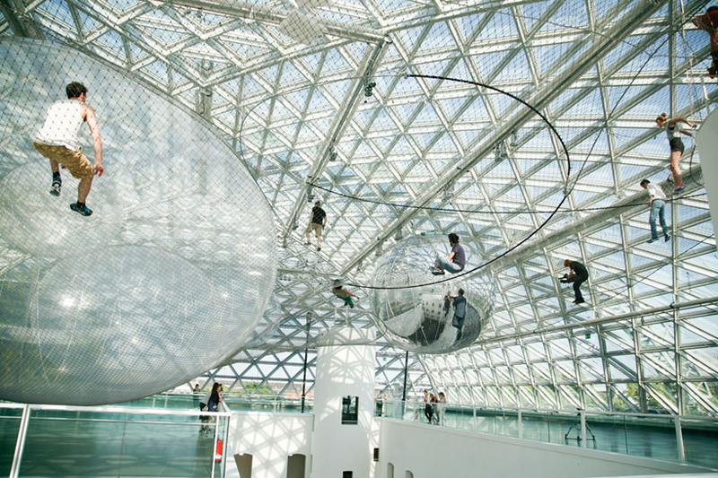 Illustration for article titled A Space-Inspired Floating Playground That Puts Visitors Into Orbit